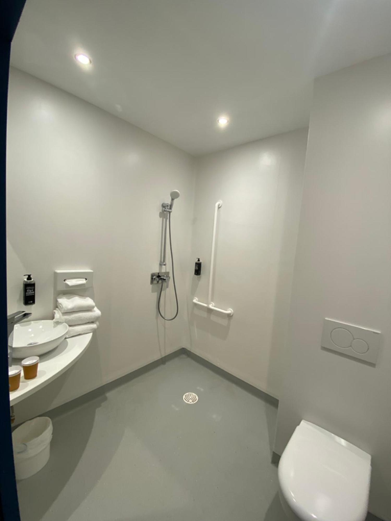 Ibis Budget Loudeac Velodrome エクステリア 写真