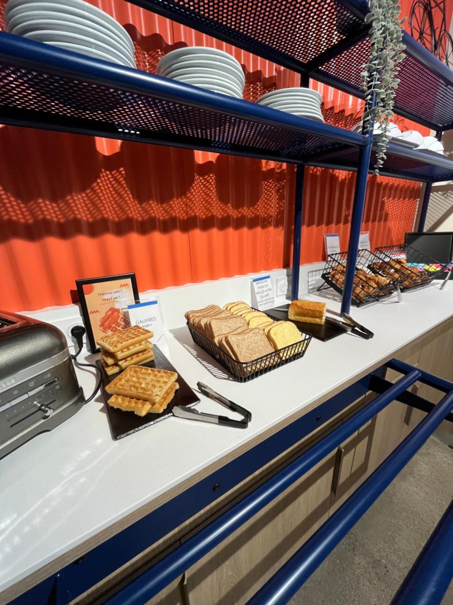 Ibis Budget Loudeac Velodrome エクステリア 写真